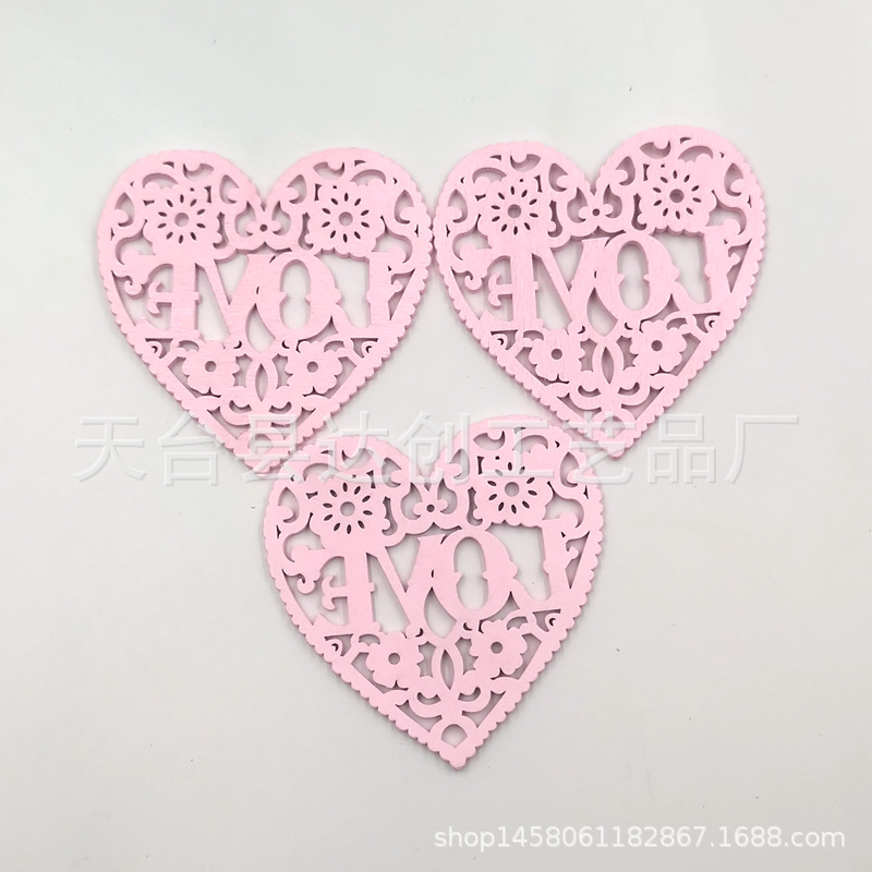 Natural Love Carved Peach Heart Pendant Wooden Wood Chips Wedding Supplies Clothing Accessories Heart Decoration Pendant