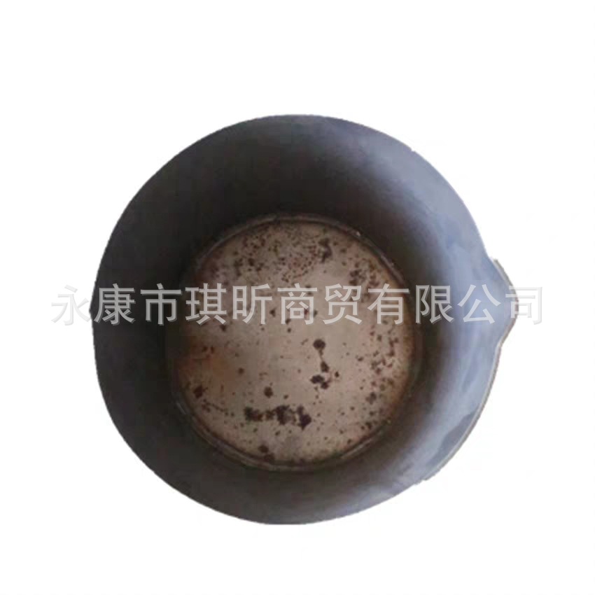Manufacturers sell a large number of aluminum buckets aluminum water casting material bucket with nozzle aluminum water pouring bag aluminum water spoon scooping aluminum bucket spoon