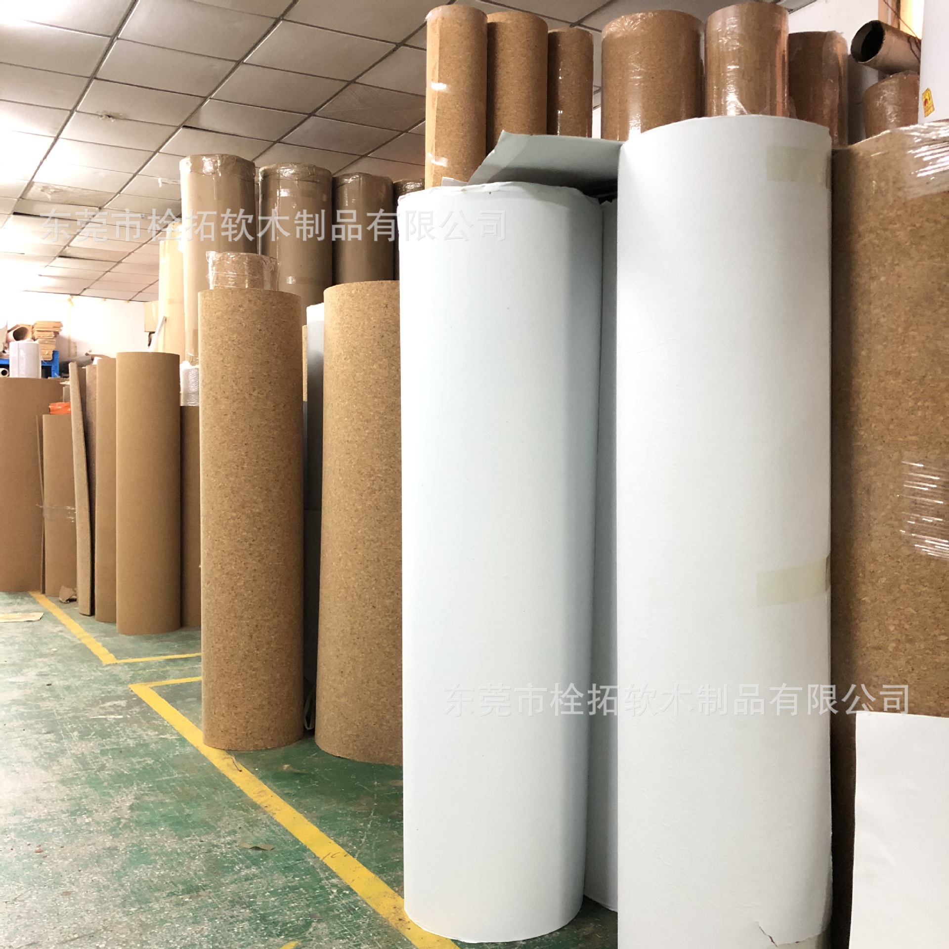 Factory Direct Sales 0.8-12mm Cork Roll Photo Wall Message Board Bulletin Board Thumbtack Board Water Pine Board