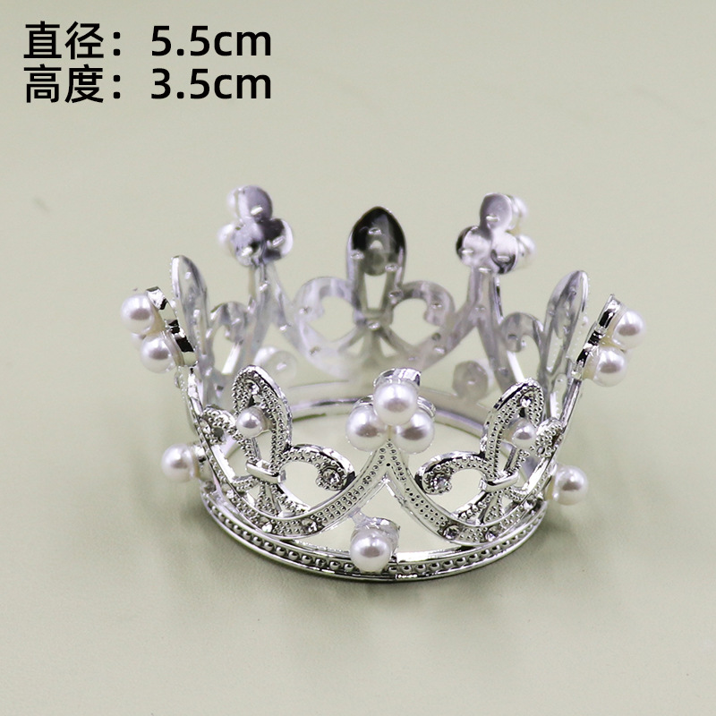 Plastic Crown Cake Decorative Ornaments Mini Round Crown with Pearl Children's Princess Headwear Highlight Small Crown Women