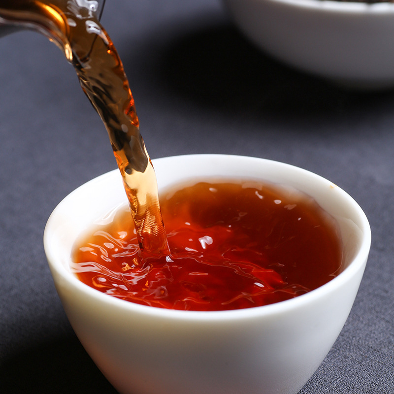 Yunnan bulk court Pu'er tea cooked tea broken tea bulk tea black tea wholesale small green orange bag tea raw materials