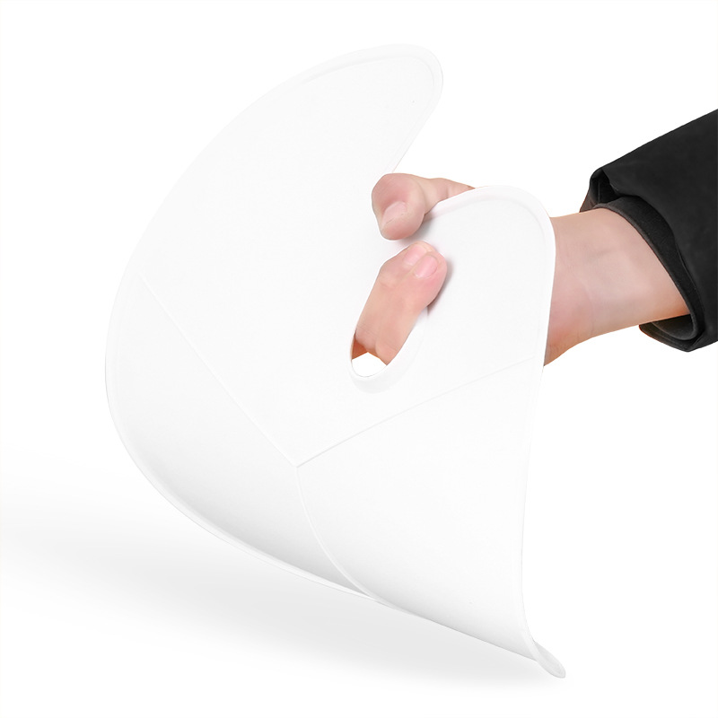 Plastic Plum Shape Palette Hand-painted Watercolor Gouache Pigment Painting Fine Arts Palette Dish Oval Palette