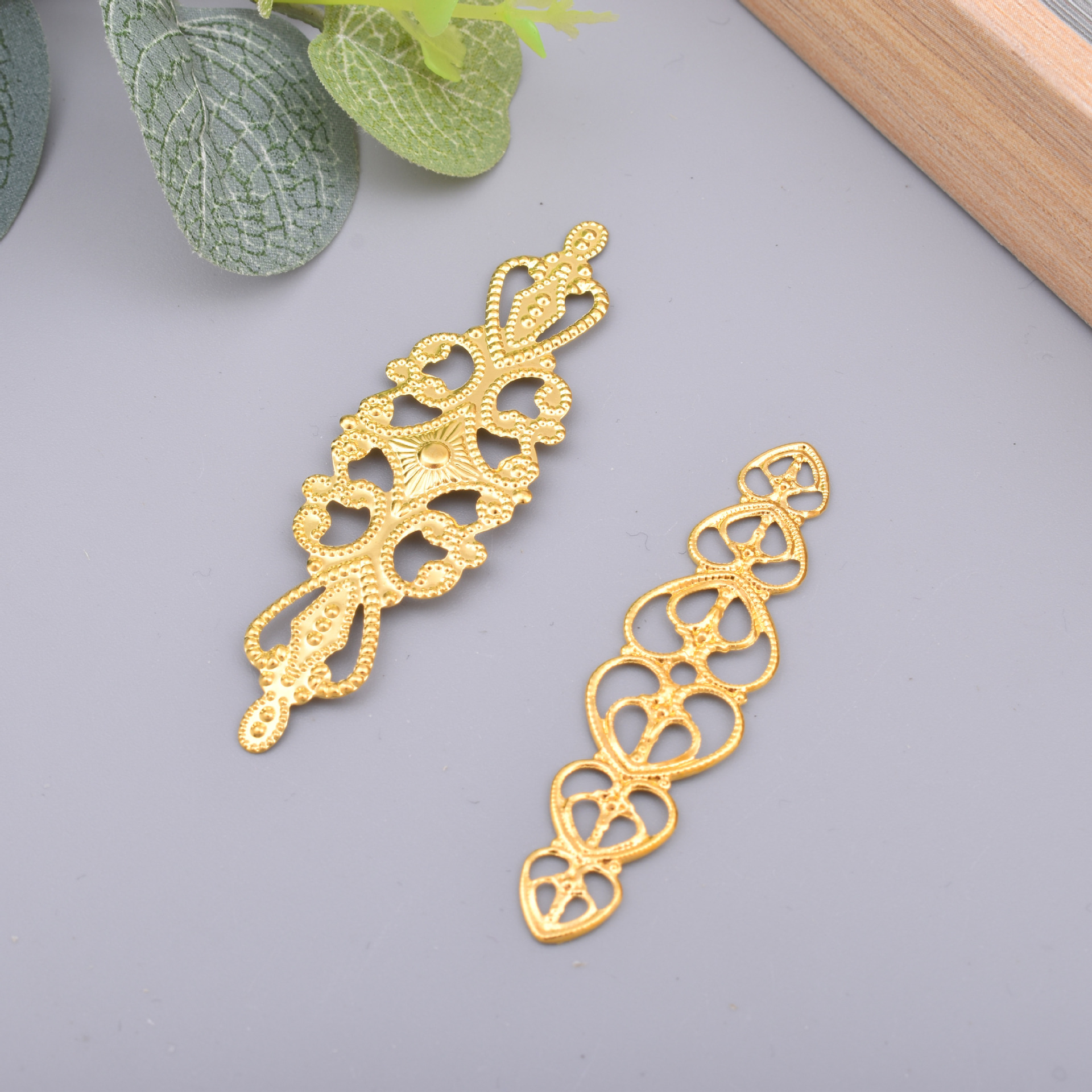 Long hollow roll ring Flower hairpin material DIY jewelry accessories ancient costume step shake accessories spot wholesale