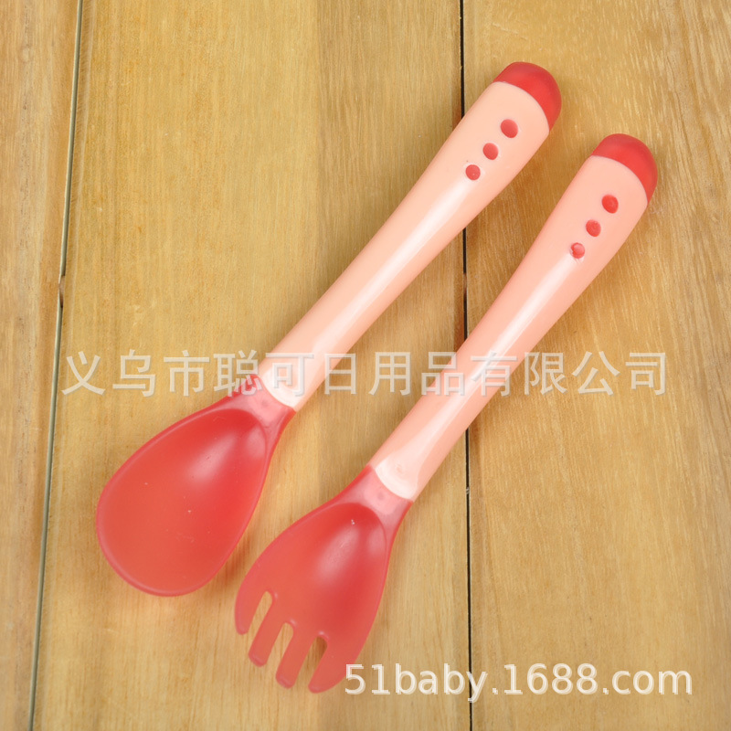 Factory direct baby temperature spoon children's soft head discoloration spoon Fork baby eating small spoon tableware bulk single
