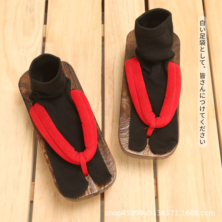 Two toe socks men and women two finger socks polyester cotton tube two finger socks Japanese toe socks children independent packaging manufacturers wholesale