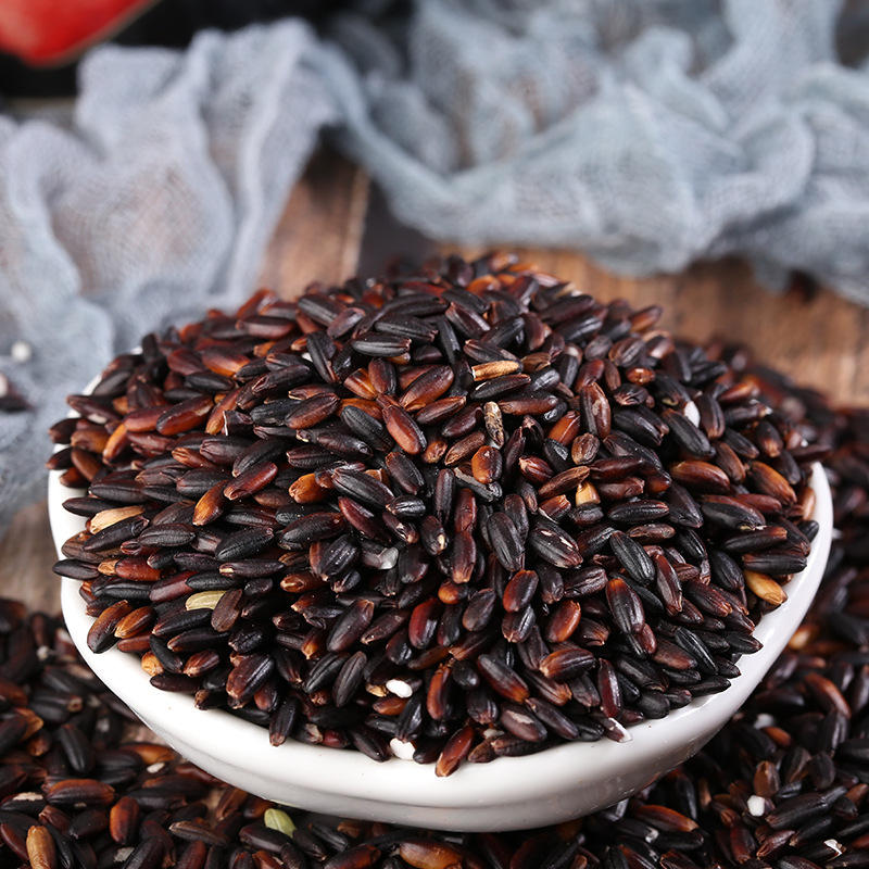 Supply of cooked blood glutinous rice, coarse cereals, soybean milk powder, grinding raw materials, low-temperature baking, cooked black glutinous rice in bulk