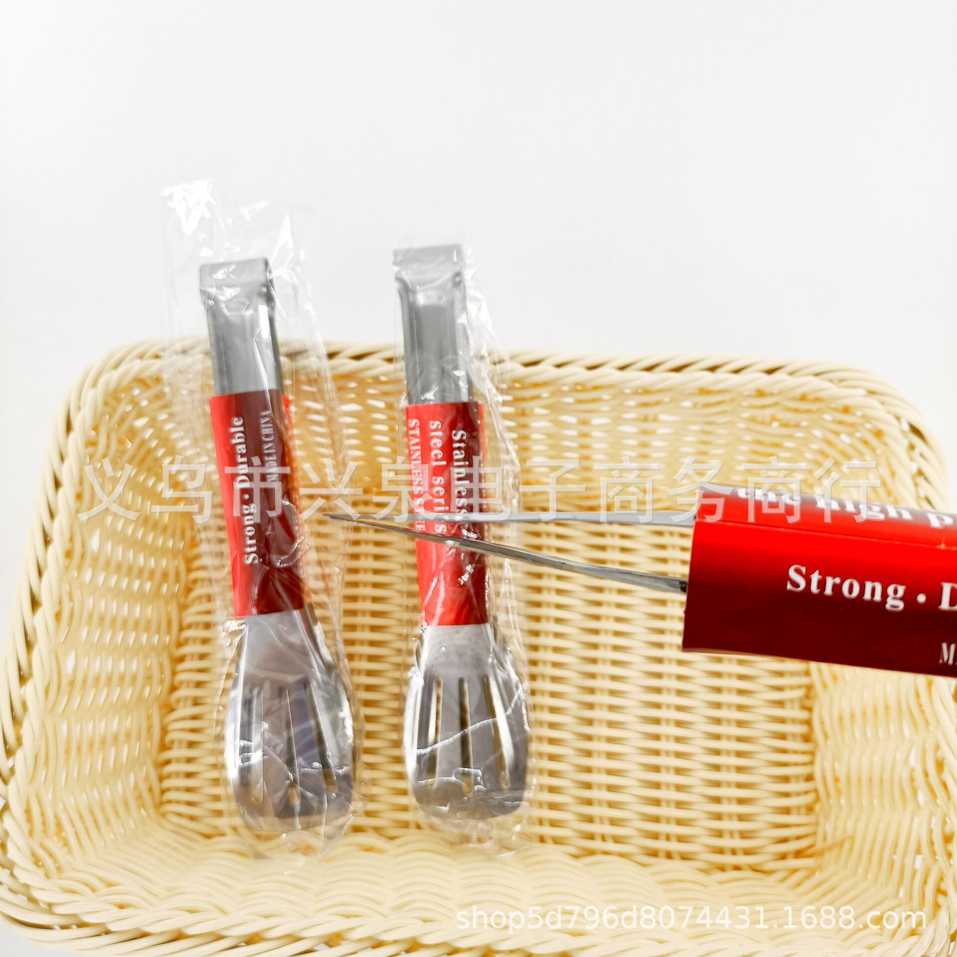 7inch Three-Line Steel Tongs, Food Tongs, Fried Barbecue Tongs, Steak, Steamed Buns, Bread, Barbecue Tongs, One Yuan Department Store