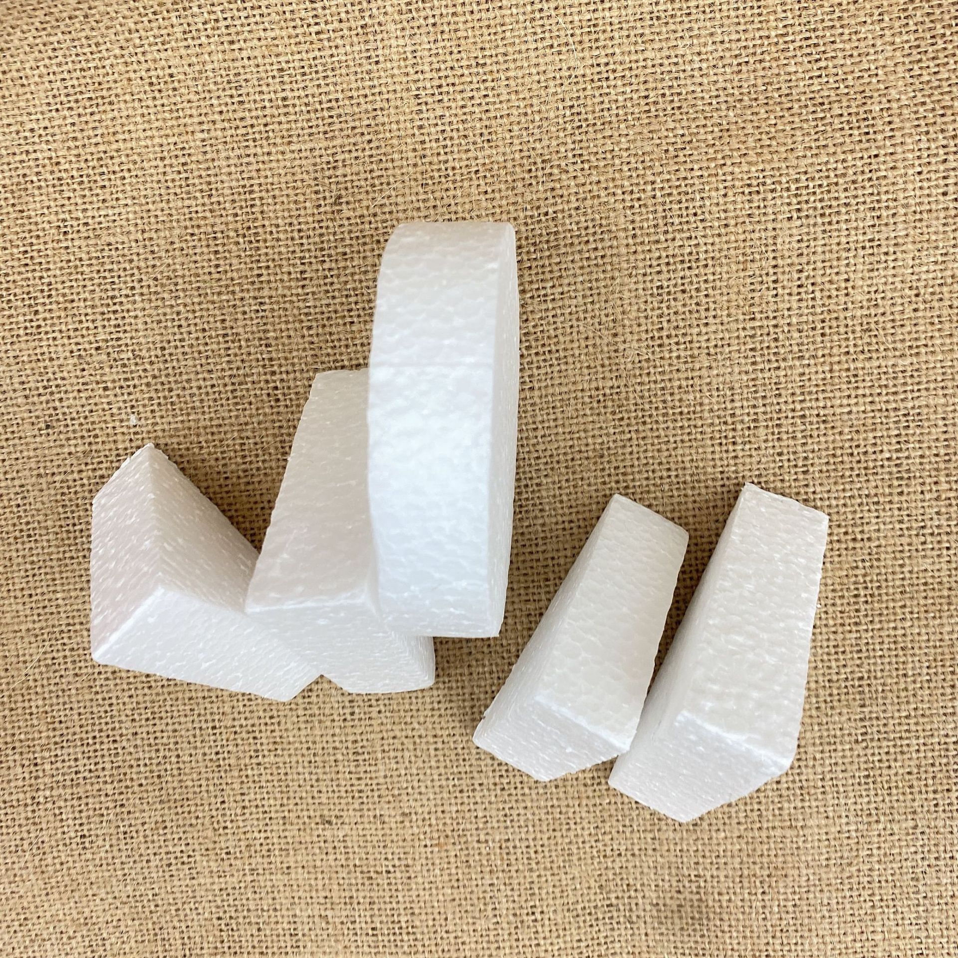 Foam block eps foam board cutting mold-free baolilong triangle block square size can be customized factory straight