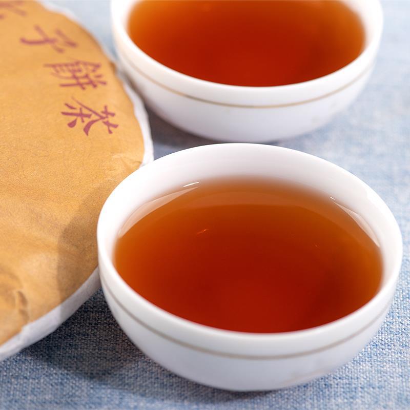 Wholesale Yunnan Pu'Er Tea Ripe Tea Eight-Year Aged Pu'Er Tea Cake Pu'Er Menghai Yunnan Seven Sons Cake Tea