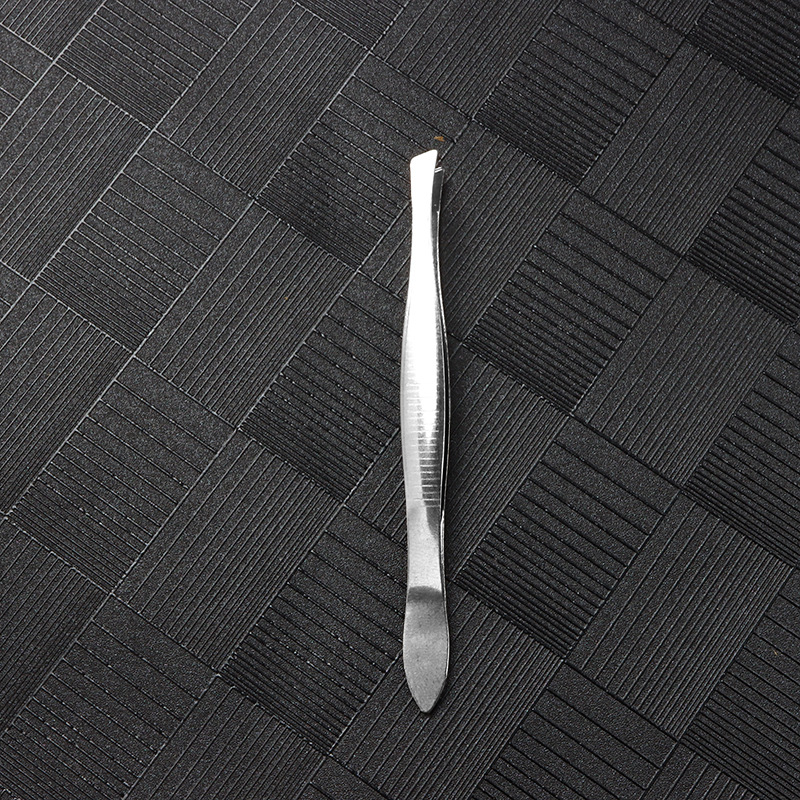 Non-embroidered steel eyebrow clamp tweezers eyebrow trimming clamp oblique mouth eyebrow plucking pliers stall supply