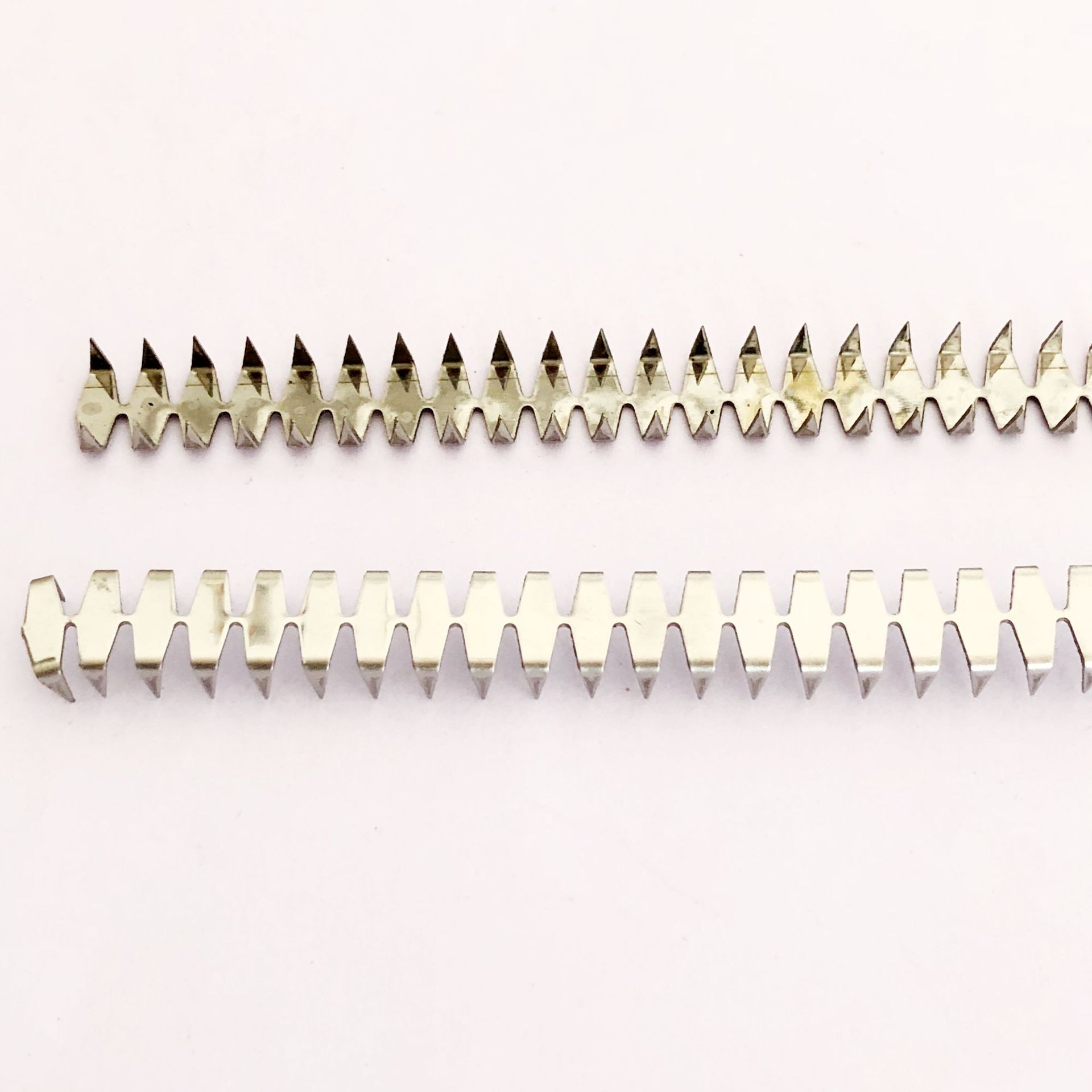 Manufacturer Supplies 9.5mm Claw Nail Claw Chain with Stainless Iron and Claw Chain with Claw Nails