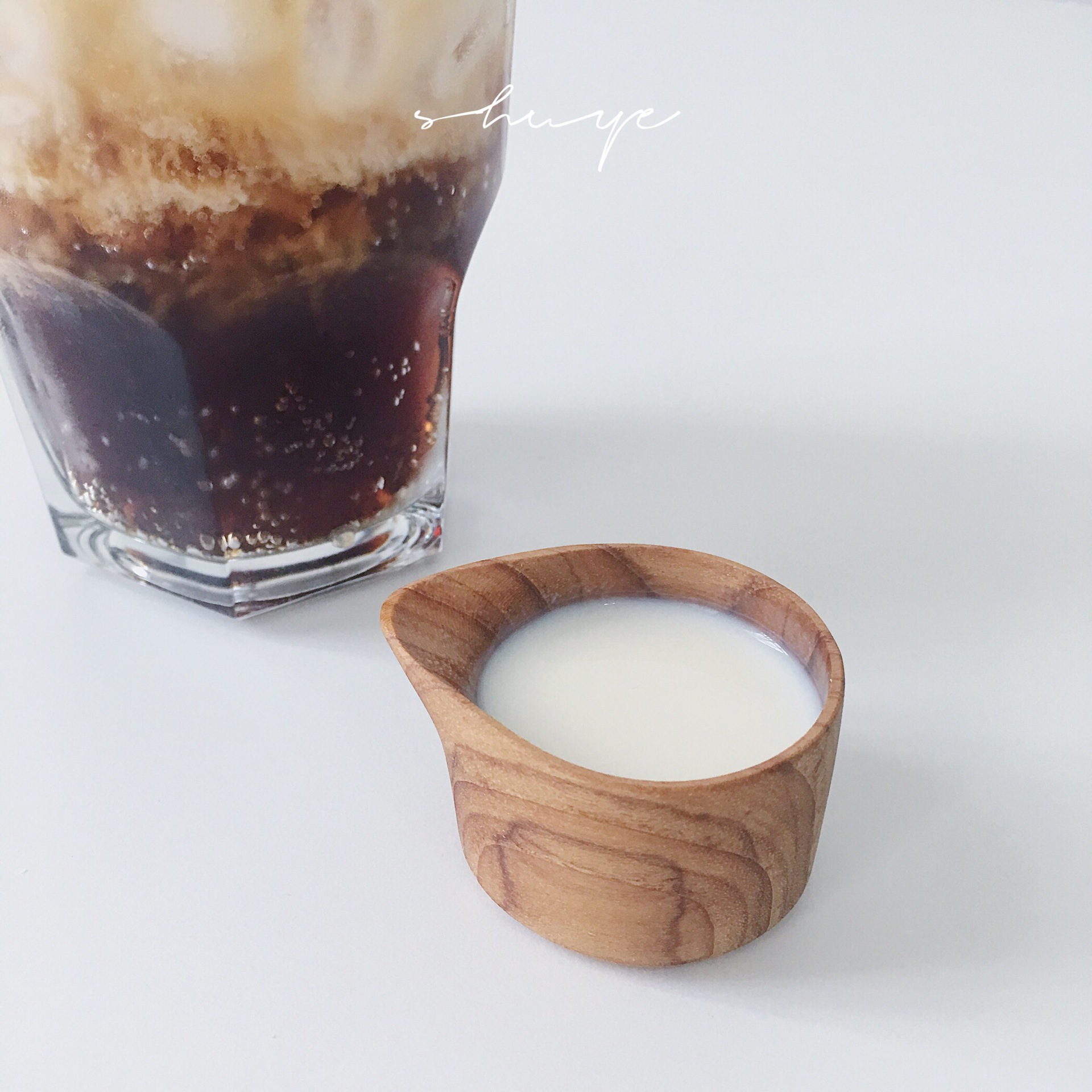 Pointed Teak Small Milk Cup Solid Wood Breakfast Milk Cup Hand-Brewed Espresso Equipment Mini Milk Tank Honey Flavoring Cup