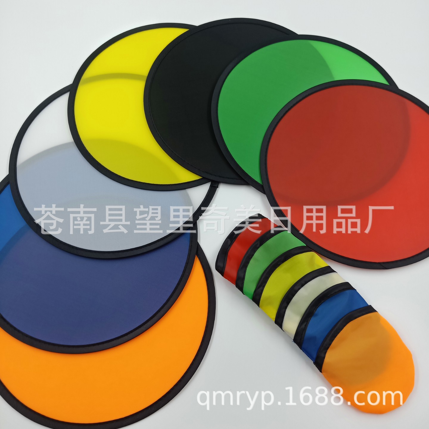 Factory Direct Sales, Large Price, Low Price, Foldable Fabric Portable Fan, Polyester Printed Pattern, Mini Creative Folding Frisbee