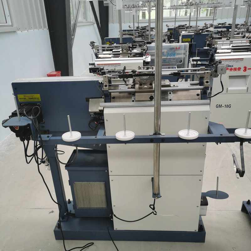 Manufacturers sell second-hand automatic glove knitting machine labor glove knitting machine package installation package teaching technology