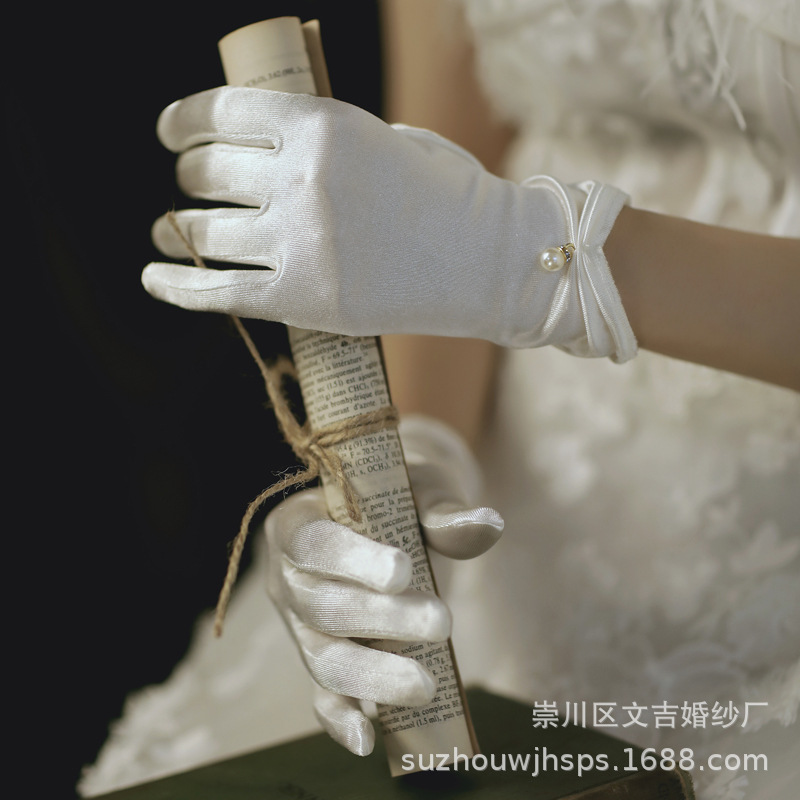 Simple Summer Sunscreen Gloves Tulle Short Satin Wedding Dress Bridal White Stretch Pearl Gloves