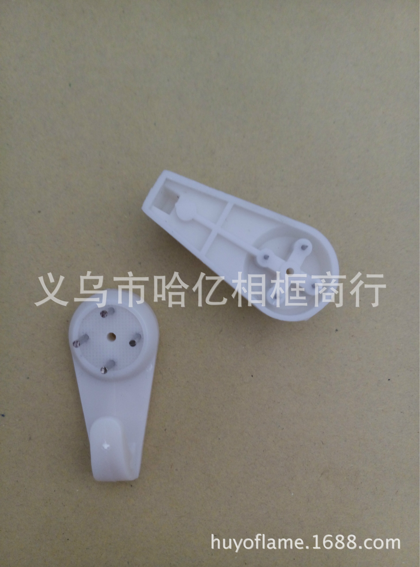 Clocks, Handicrafts, Home Decoration Paintings, Traceless Wall Hangings, Large Traceless Hangings, 20*40mm