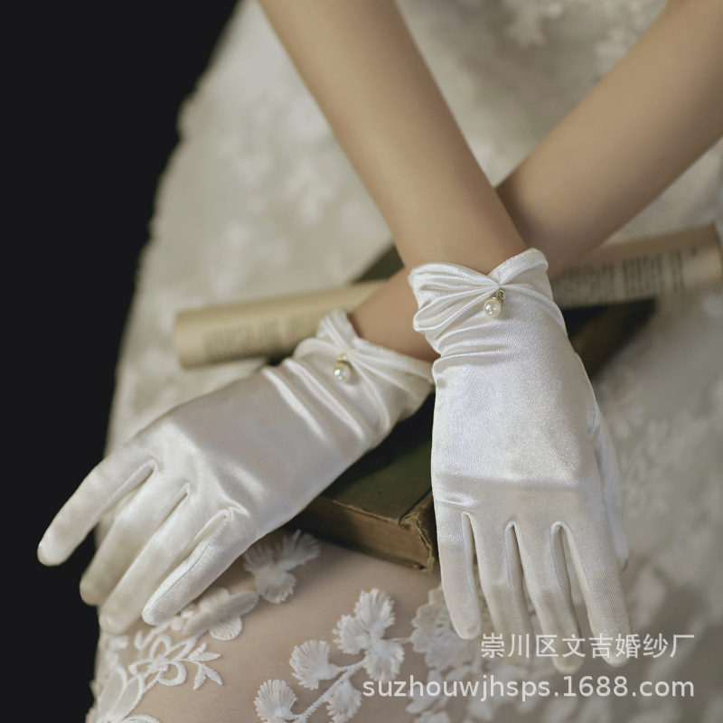 Простые летние перчатки для защиты от солнца, короткие сатиновые белые перчатки