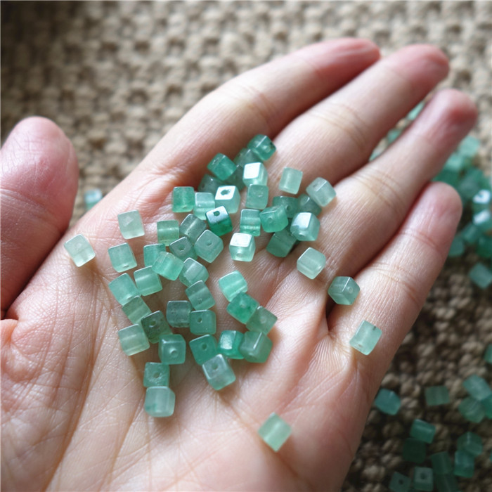 4mm Natural Stone Green Aventurine Square Mini Square Straight Hole Bracelet Earrings Pendant DIY Small Accessories