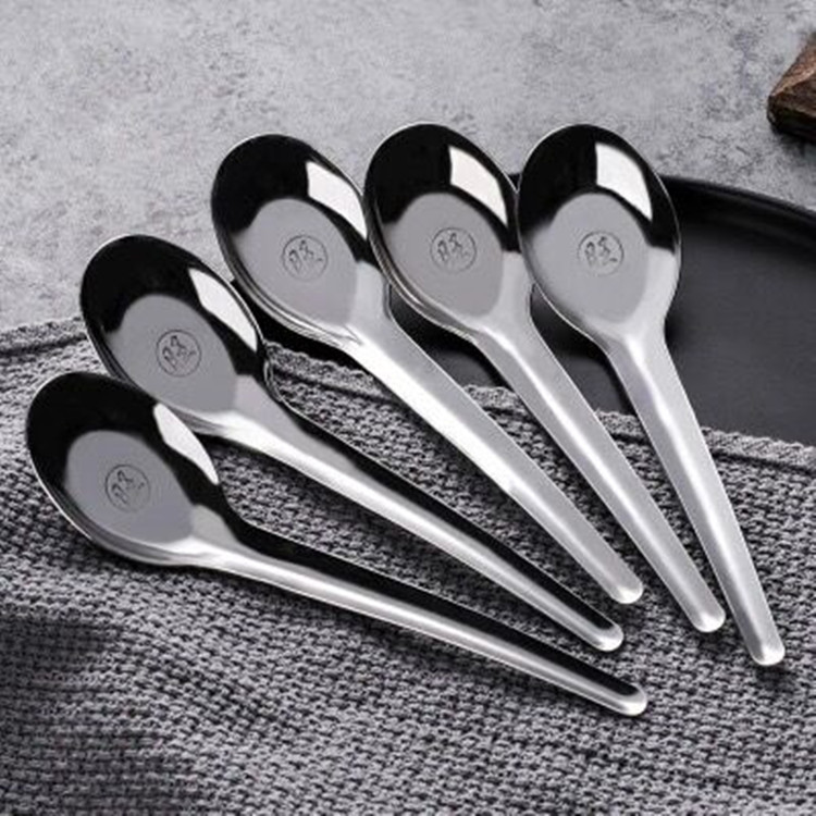 Non-Magnetic Stainless Steel Spoon with the Character for Prosperity, Suitable for Canteens and Fast Food Restaurants, Thickened Long-Handled Spoon for Home Use, Suitable for Watermelon