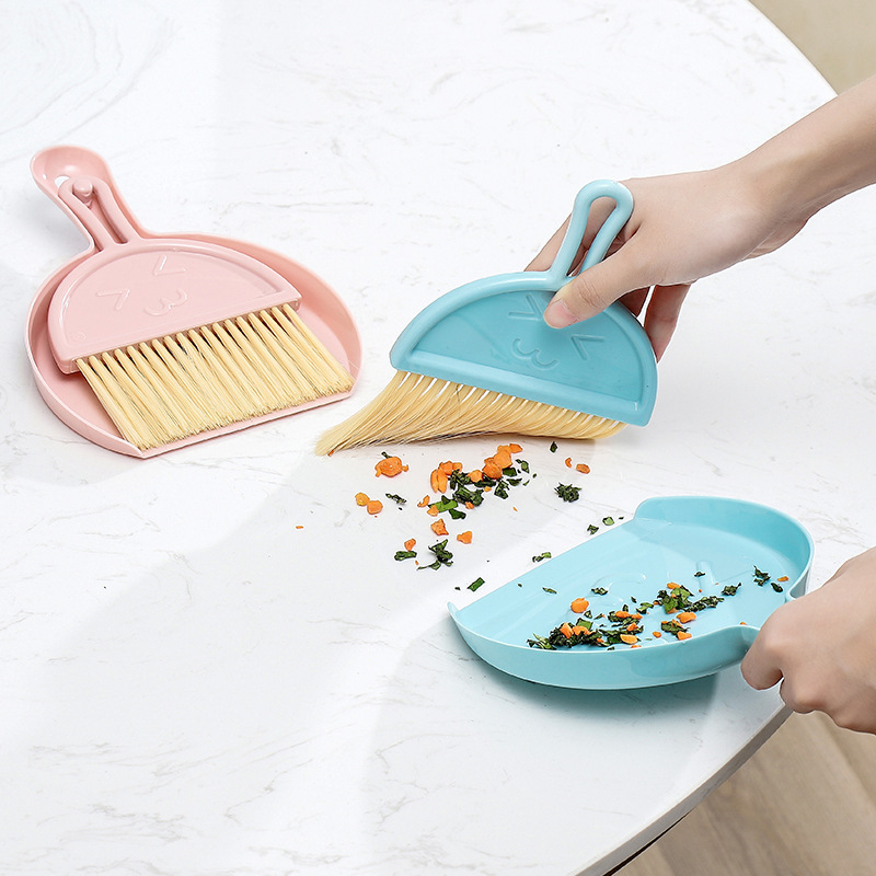 Creative Household Mini Dustpan and Broom Set for Kids, Suitable for Sweeping Hair, Dust, and Cleaning Desktops