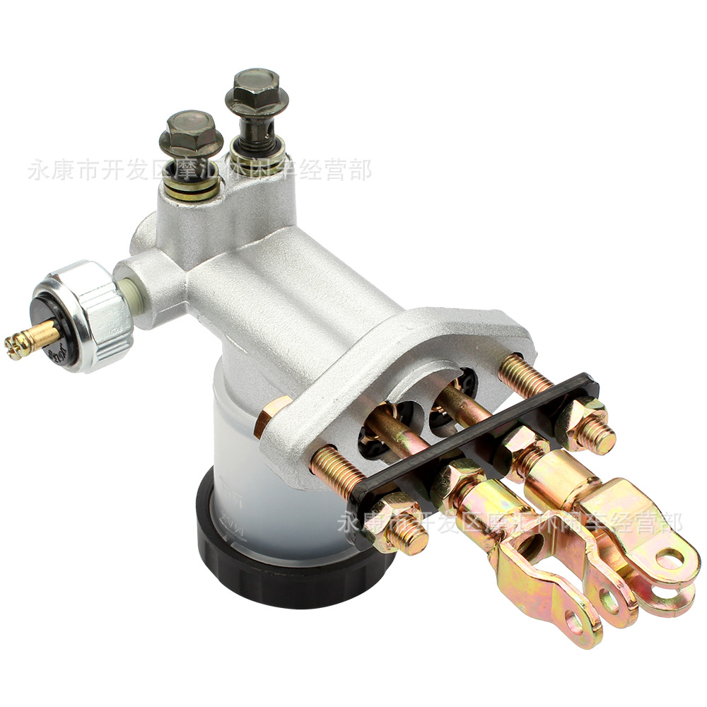 Go-Kart ATV four-wheel ATV accessories 125-250cc one support three brake pump main pump master cylinder foot brake upper pump