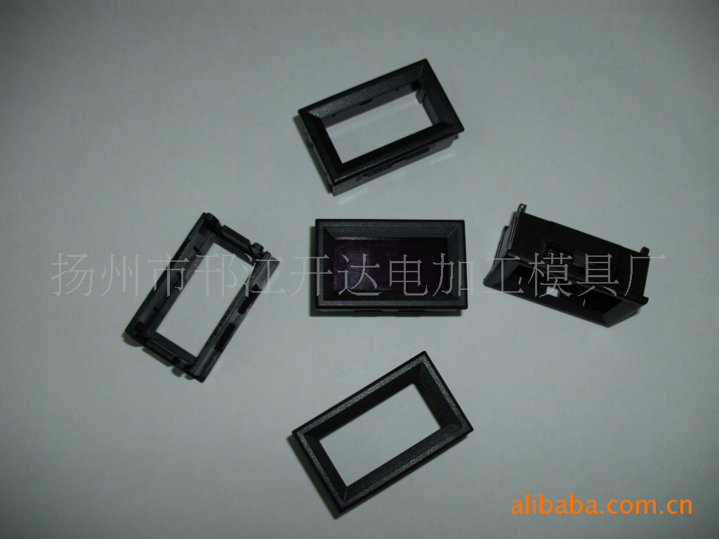 Пластиковый корпус для цифрового дисплея трехпозиционного измерителя