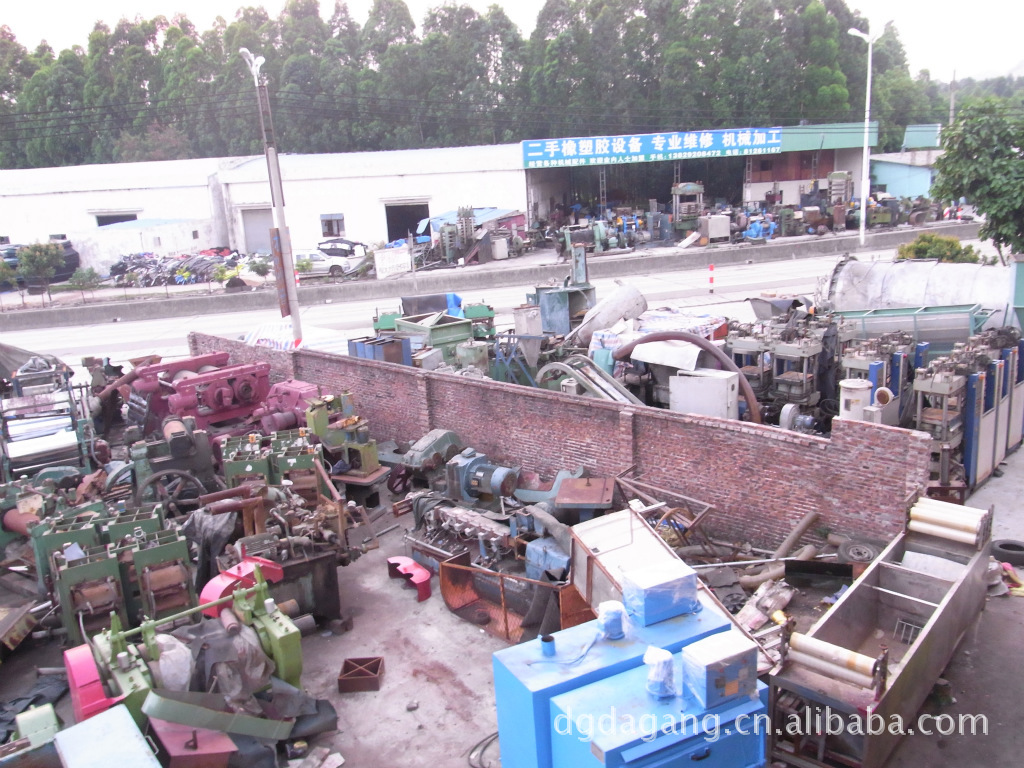 Supply of Eva Second-Hand Film Extruding Machine, Second-Hand Five-Roll Film Extruding Machine, Rubber 9-Roll Film Extruding Machine, Reliable Quality