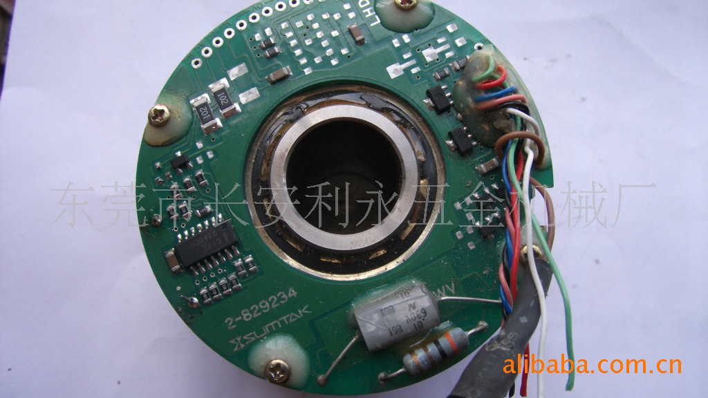 Дунгуань Чан'Ан специализируется на обслуживании, установке и перемещении импортного печатного оборудования, обслуживание и установка печатного оборудования