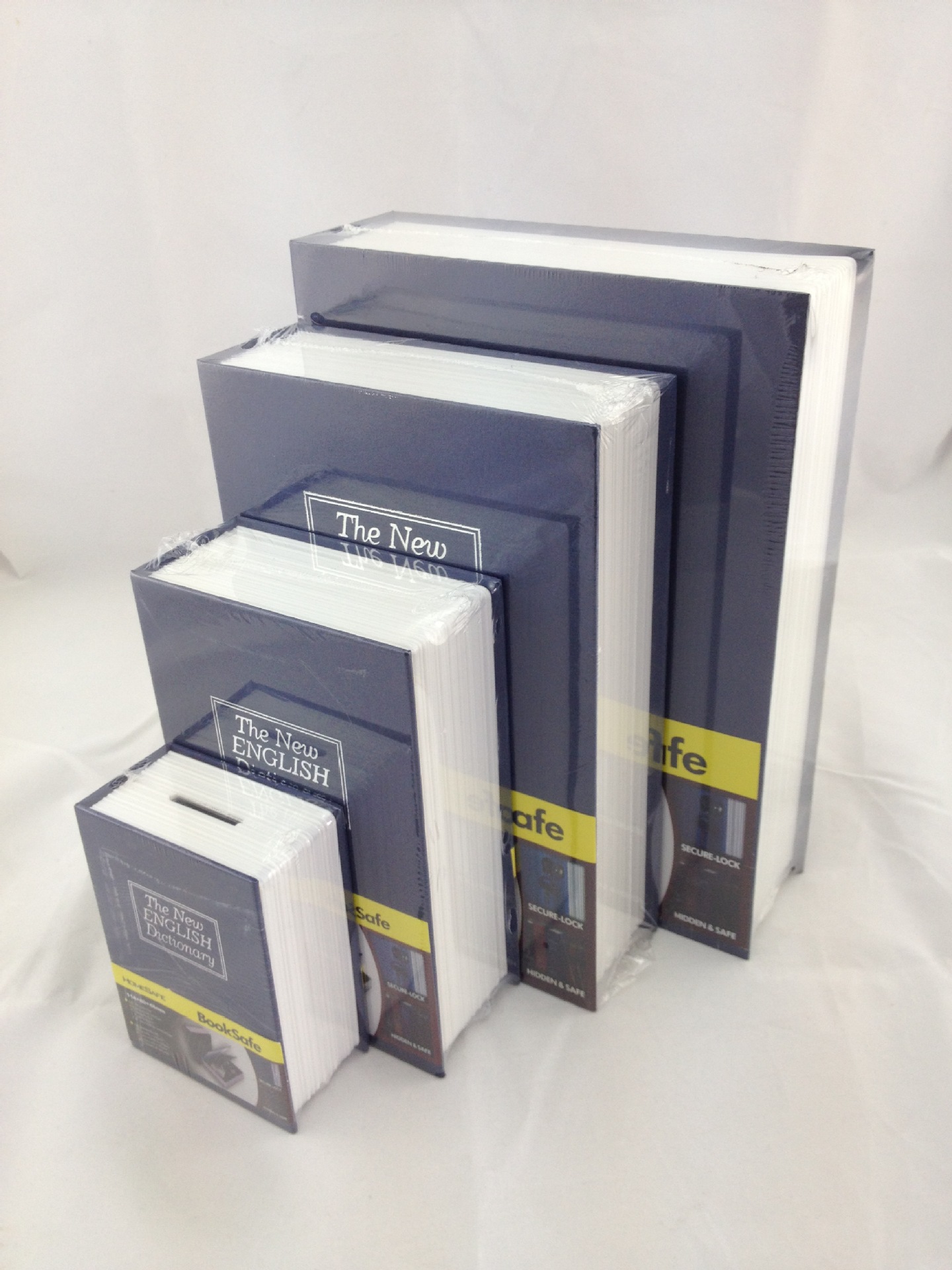 Книга-тайник с английским словарем, маленькая имитация сейфа