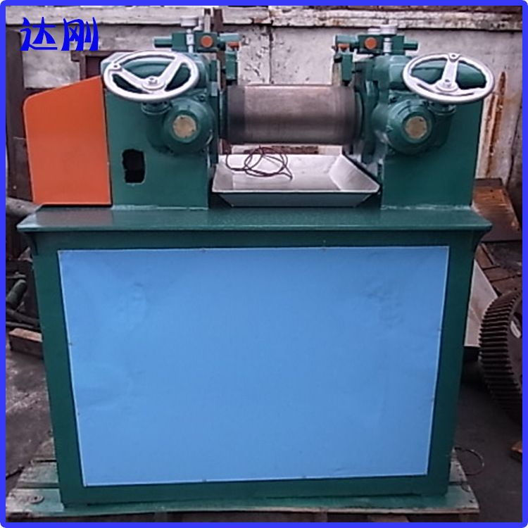 Spot Sales of Experimental Second-Hand Rubber Refining Machine 6inch Second-Hand Rubber Refining Machine Second-Hand Vulcanizing Machine