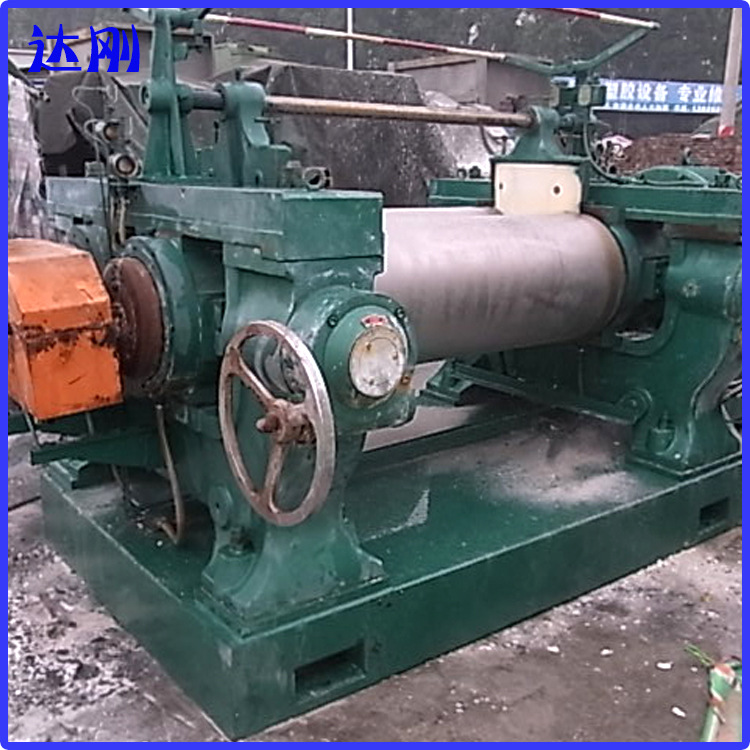 Поставка 18 дюймовая бесшумная двойная роликовая машина для переработки резины, прецизионная автоматическая использованная машина для резины