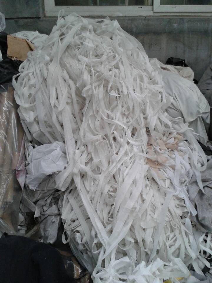 Manufacturer of Cotton Yarn and Cotton Silk Waste Thread Absorbs Water and Oil, White Colorfuled Cotton Fiber