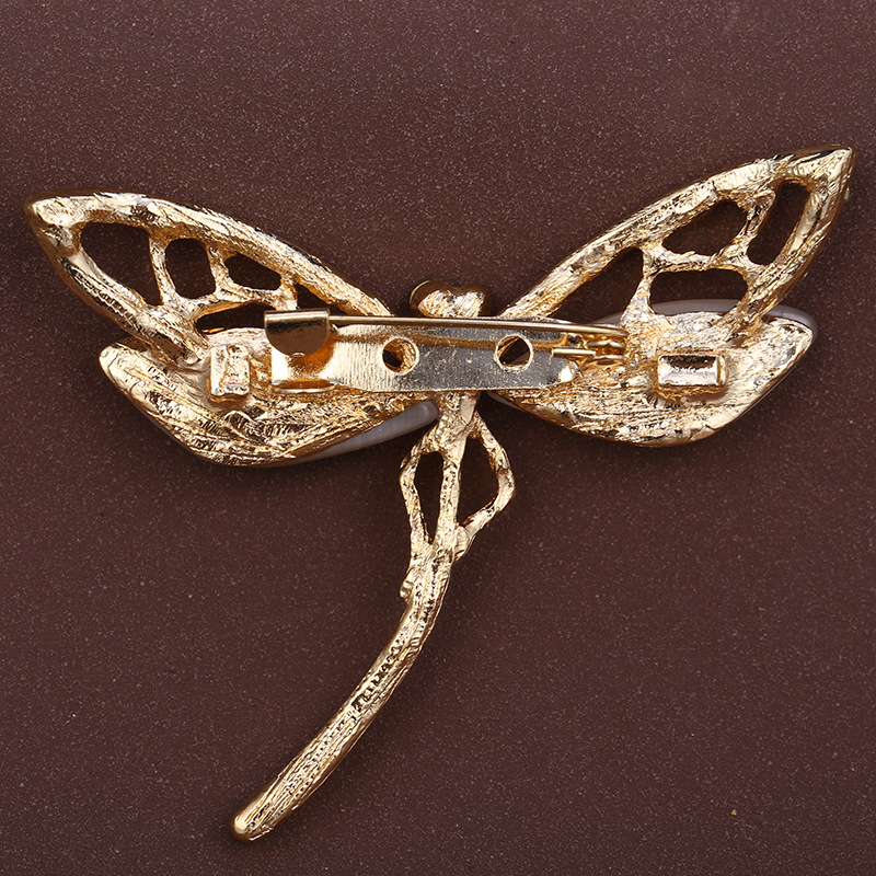 Manufacturers directly supply new hot-selling European and American Dragonfly diamond brooch Taobao explosions high-grade foreign trade jewelry