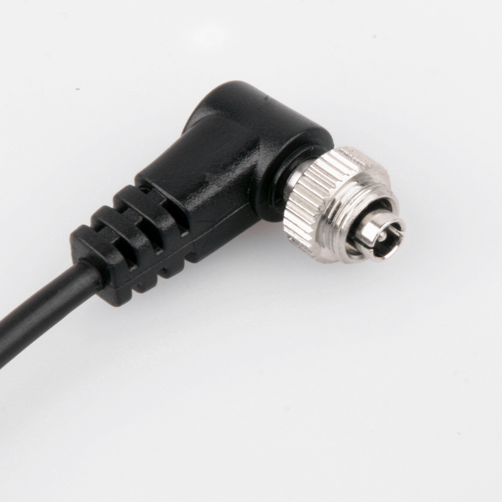 Camera flash trigger flash PC cable length: stretching about 100cm 2.5 heads