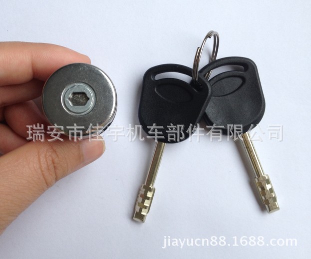 Transit New Generation V348 Fuel TanK Cap & LocK Cylinder 9c119K163AA/ 1715043