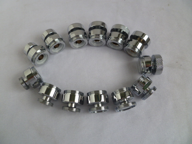 Faucet women's cleaner water outlet M22 * 10000-way movable water outlet mouth Universal bubbler adapter