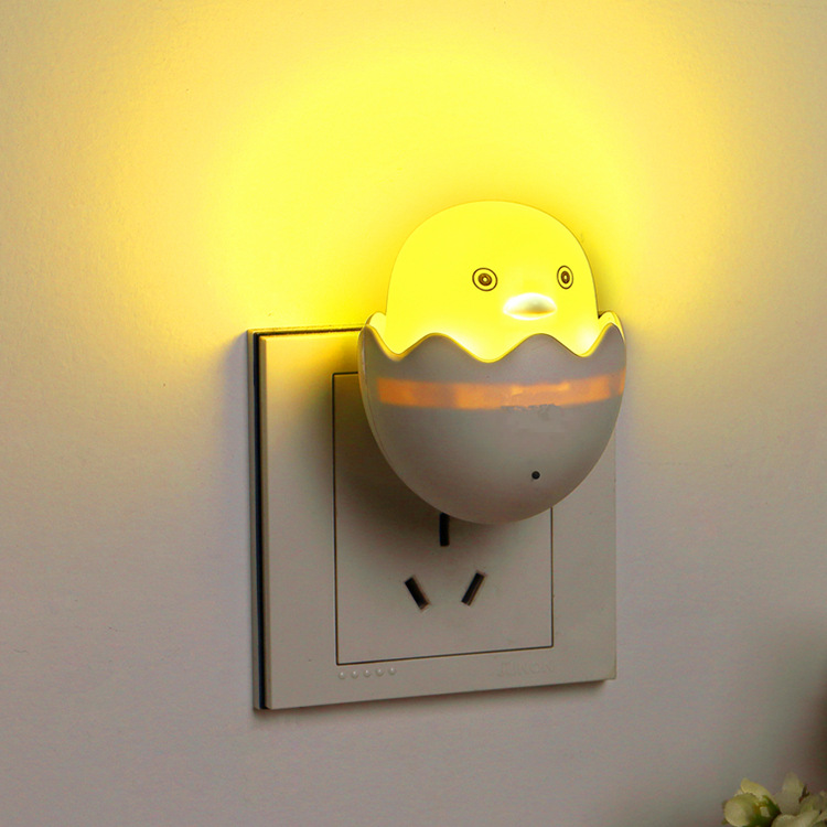 Mini Little Yellow Duck Light-controlled Night Light Automatic Switch Suitable for Bedside Bedroom Drinking Water at Night Corridor Night Light