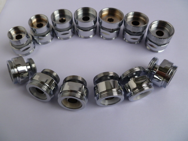 Faucet women's cleaner water outlet M22 * 10000-way movable water outlet mouth Universal bubbler adapter