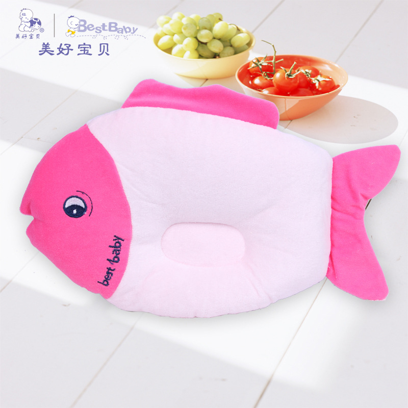 Beautiful Baby Maternal and Infant Products Newborn Cartoon Fish-shaped Pure Cotton Baby Pillow Anti-deflection Head Shaped Pillow
