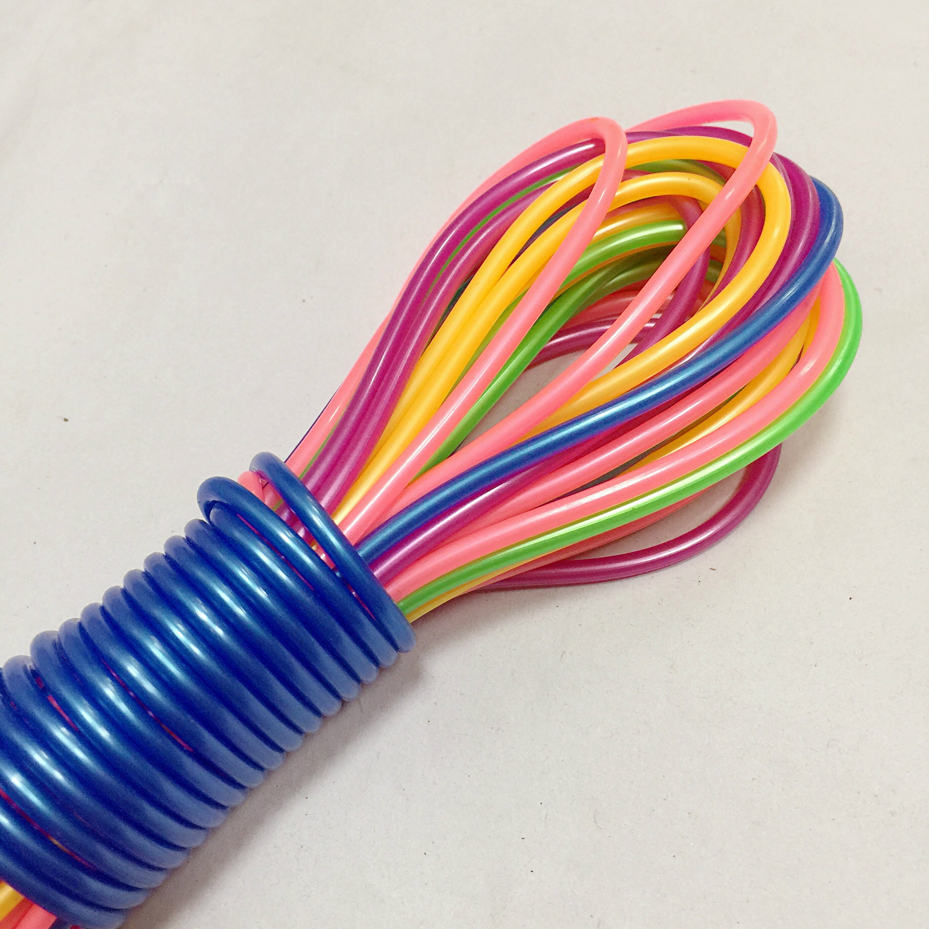 Wholesale colorful plastic skipping rope children student sports skipping rope plastic handle skipping rope student sporting goods