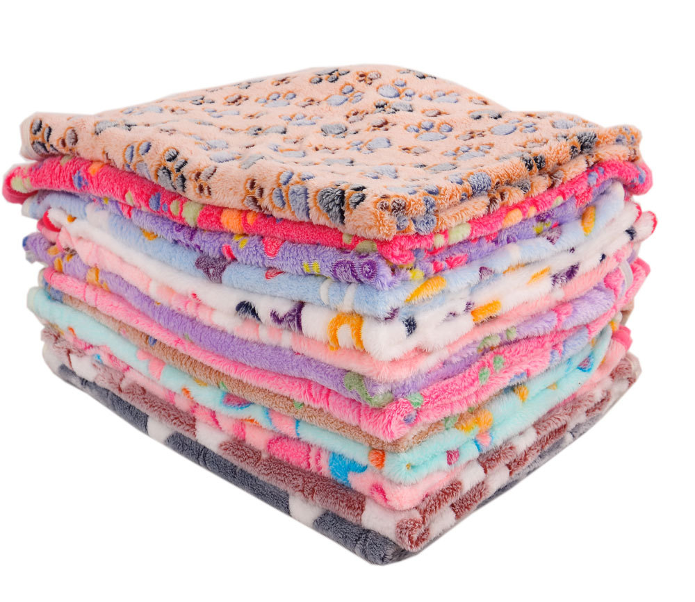 Pet Supplies Blanket Manufacturer Ready Stock Dog Kennel Mat Wholesale Dog Blanket Autumn and Winter Warm Blanket Coral Velvet