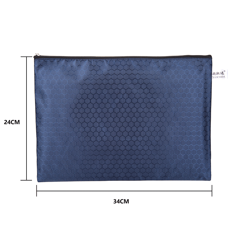 Factory Direct A4 Football Pattern File Bag / Oxford Cloth Thickeneding Zipper File Bag / Conference Document Bag