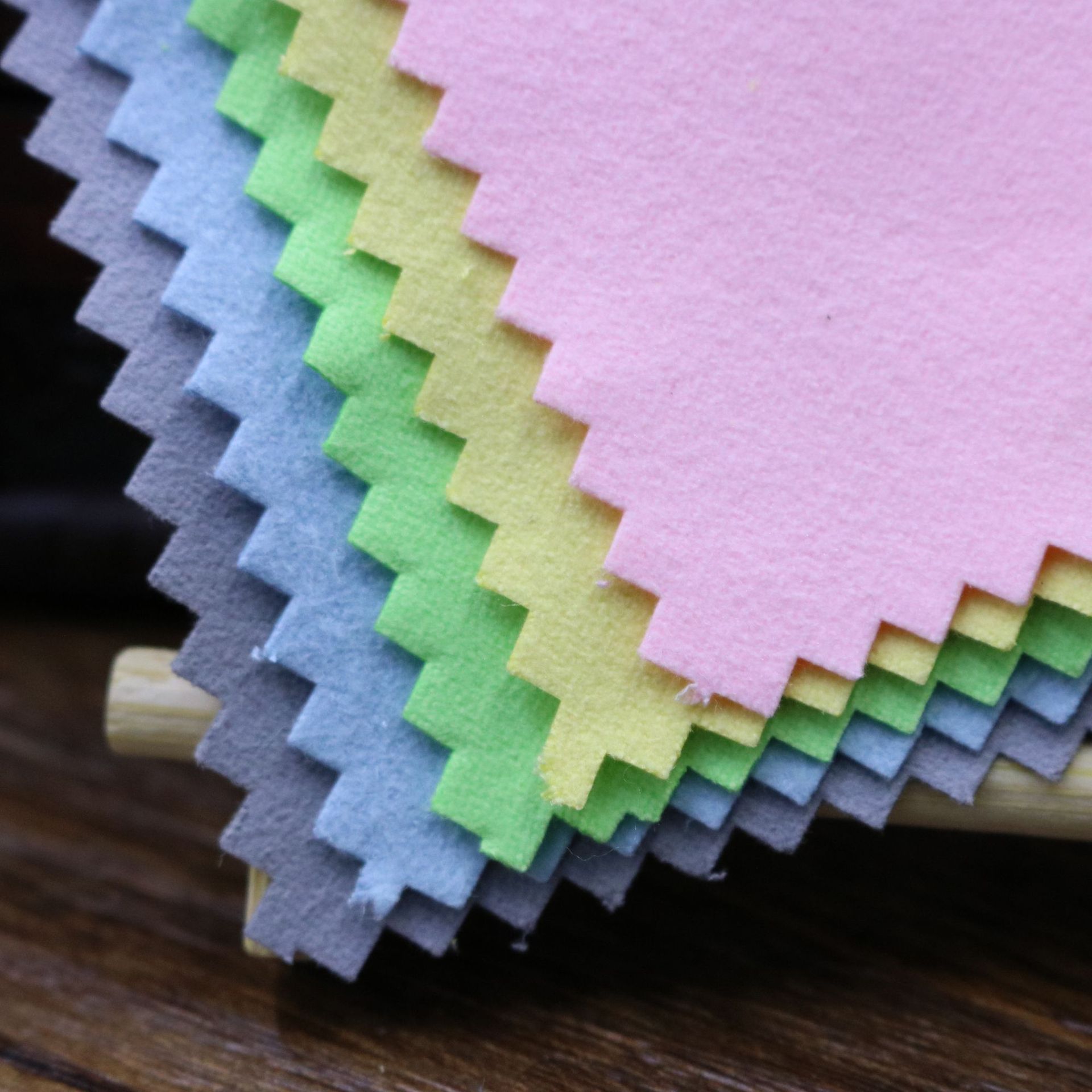 Мех оленя бархатный материал серебряная чистящая тряпка голая тряпка золотая чистящая тряпка 8.2 * 8.2 см серебряная полировочная тряпка оптовая серебряная чистящая тряпка