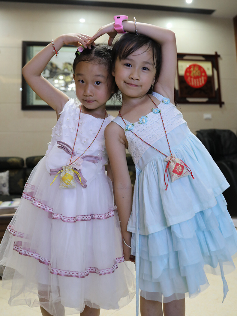 Factory wholesale Ping An Fuxiang bag neck long rope sachet wormwood leaves Yushou children colorful rope sachet bag