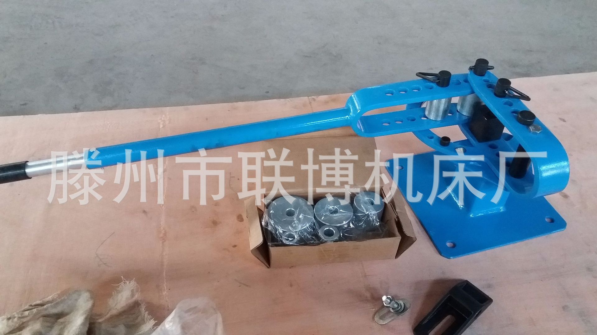 Factory wholesale export manual bending machine YP9 pipe bending machine UBM30 steel bar bending machine UBM30 bending machine