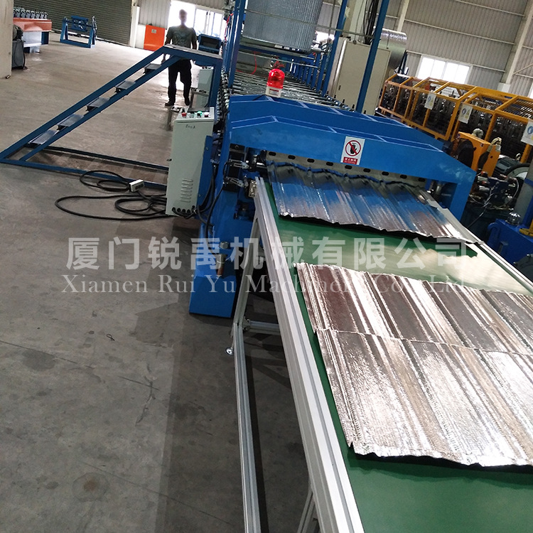 Pearl cotton steel plate laminating production line color steel plate laminating machine