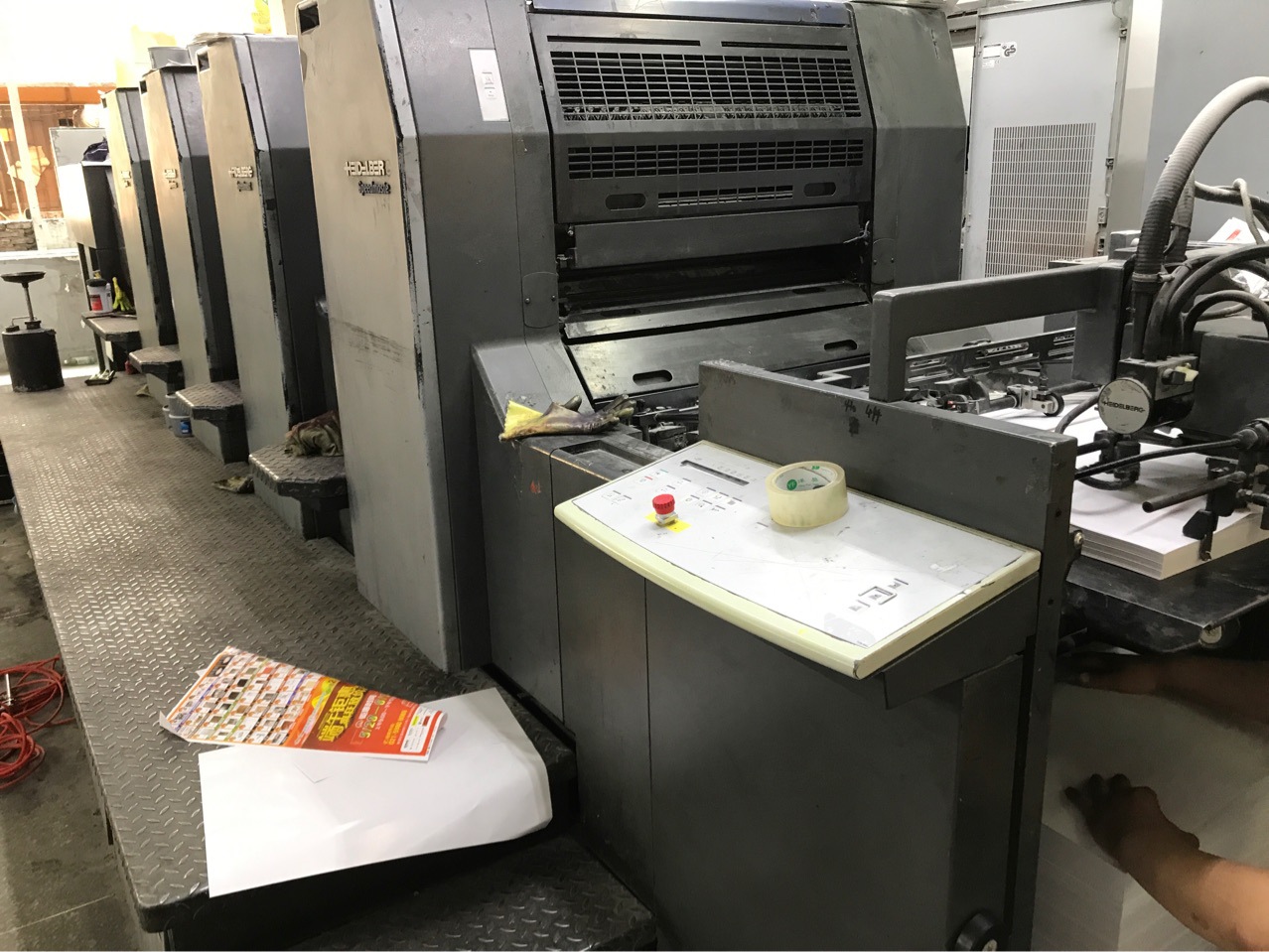 Использованная печатная машина Heidelberg Sm74-4 2003 года, четырехцветная, формата Кварто