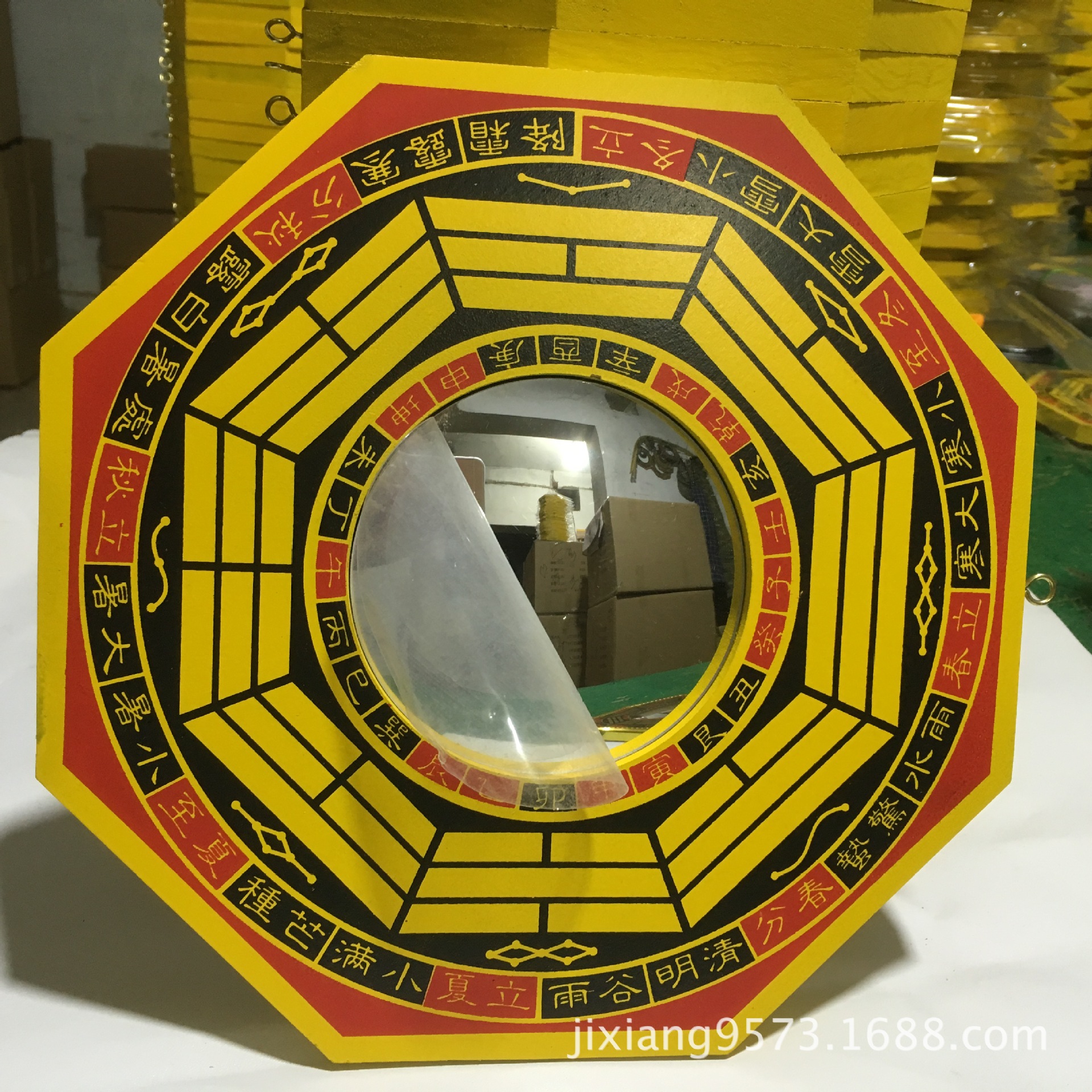 Bagua Mirror Source Manufacturer 6inch (Concave and Convex) Yellow Wood Bagua Mirror Auspicious Home Pendant Decoration