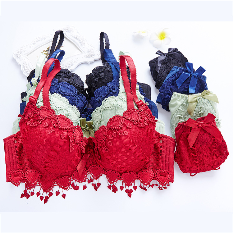 Explosive Gathered Bra Set Heart Shaped Pendant Embroidered Underwear with Rim Sexy Girl Lace Bra Wholesale