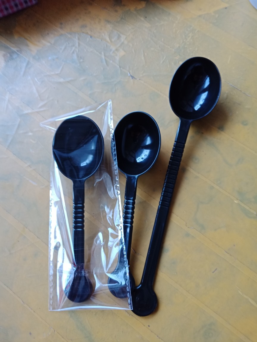 Plastic Mask Spoon Measuring Spoon 10g Quantitative Spoon 20ml Liquid Spoon Cat Food Spoon
